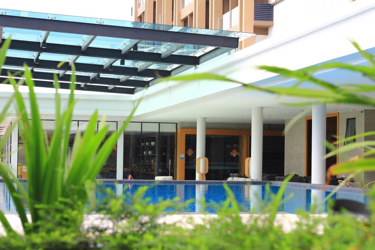 Amverton Cove Golf & Island Resort Banting  Exteriér fotografie