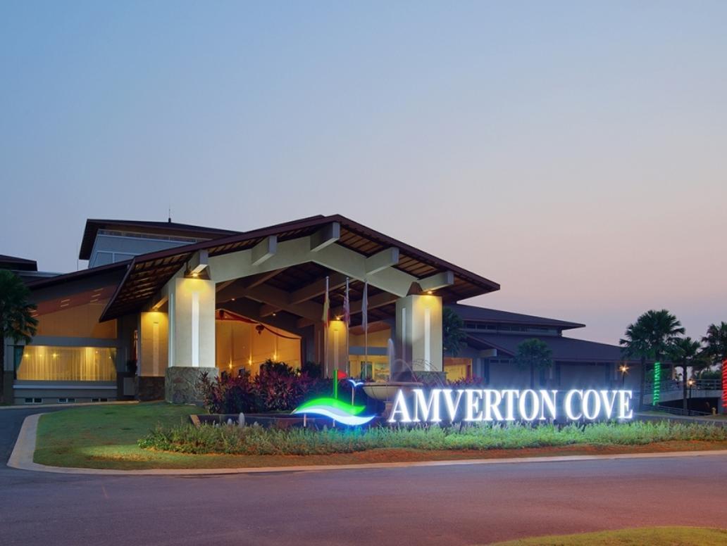 Amverton Cove Golf & Island Resort Banting  Exteriér fotografie